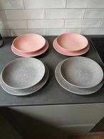 Palmer Cuba al dinerborden en diepe borden (8), Ophalen of Verzenden, Porselein, Overige stijlen, Bord(en)