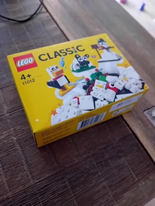 LEGO Classic Creatieve Witte Stenen - 11012 [NEW], Kinderen en Baby's, Speelgoed | Duplo en Lego, Nieuw, Lego, Complete set, Ophalen of Verzenden