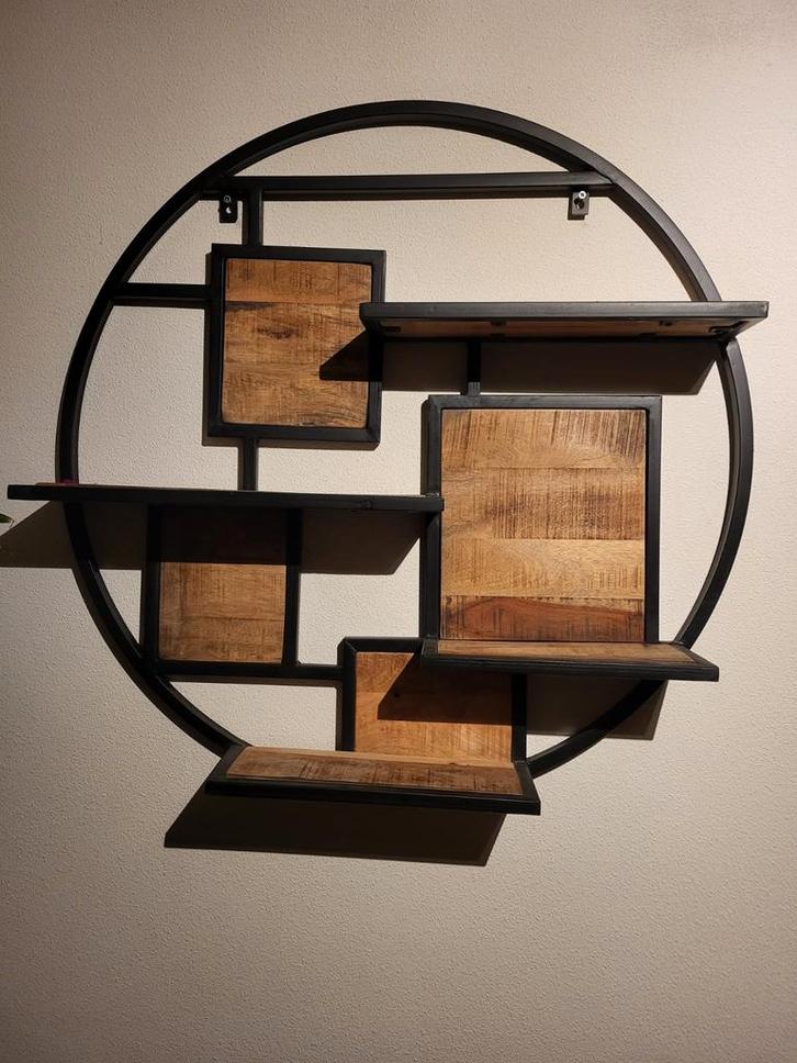 Wandrek met Houten Planken en Metalen Frame, Huis en Inrichting, Woonaccessoires | Wandplanken en Boekenplanken, Zo goed als nieuw