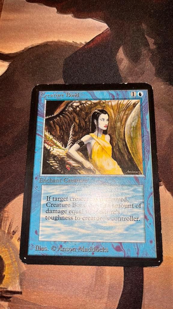 Creature Bond Alpha, Hobby en Vrije tijd, Verzamelkaartspellen | Magic the Gathering, Zo goed als nieuw, Ophalen of Verzenden