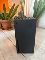 Xbox Series X + 1 controller, Spelcomputers en Games, Spelcomputers | Xbox Series X en S, Ophalen of Verzenden, Zo goed als nieuw