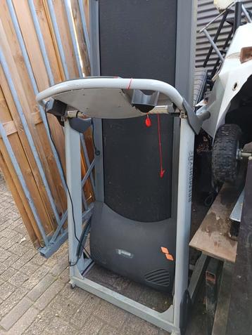 Loop band groot model  beschikbaar voor biedingen