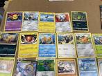 pokemon kaarten - meerdere stuks zie foto, Hobby en Vrije tijd, Verzamelkaartspellen | Pokémon, Ophalen of Verzenden, Zo goed als nieuw