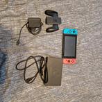 Switch V1, Spelcomputers en Games, Spelcomputers | Nintendo Switch, Ophalen of Verzenden, Gebruikt, Met 1 controller, Switch Original