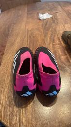 Roze leuke voetbak schoenen adidas merk, Ophalen, Maat XS of kleiner, Schoenen, Zo goed als nieuw