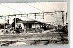 Station Ede-Wageningenmet trein +spoorwegovergang, Verzenden, 1960 tot 1980, Ongelopen, Gelderland
