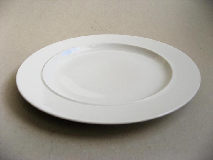 Wit porselein dinerbord van Alessi la Bella Tavola In 1993, Huis en Inrichting, Keuken | Servies, Zo goed als nieuw, Bord(en)