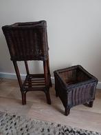 Rieten plantenstandaard.
2 Stuks., Ophalen, Gebruikt, Binnen