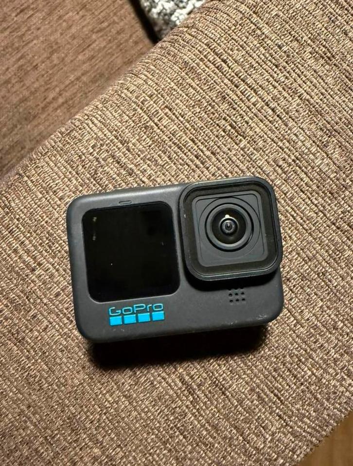 GoPro Hero 10 Black || €80 || lichte schade schrm/batt ok, Audio, Tv en Foto, Actiecamera's, GoPro, Ophalen of Verzenden