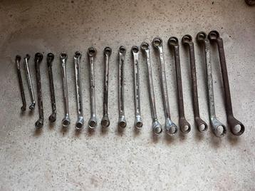 Diverse ringsleutels beschikbaar voor biedingen