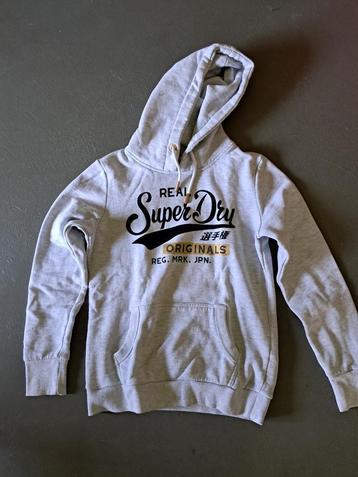 Super leuke en nette SUPERDRY hoodie beschikbaar voor biedingen