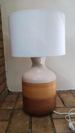 Tafellamp met witte kap, Ophalen, Zo goed als nieuw, Overige materialen, 50 tot 75 cm