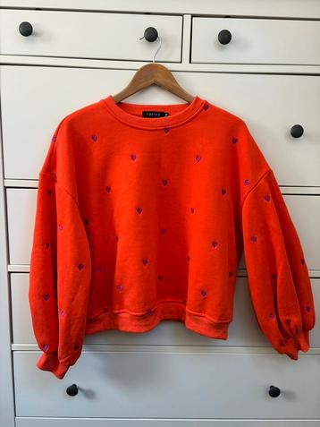 Ydence trui maat M oranje met roze hartjes  beschikbaar voor biedingen