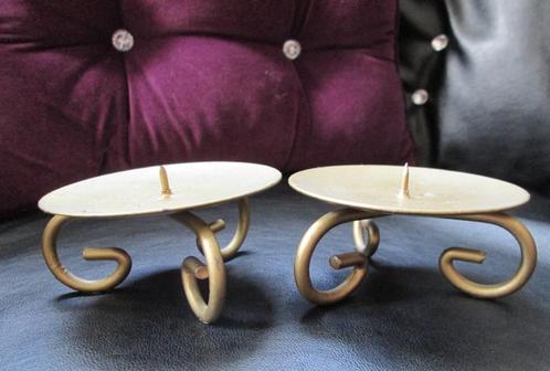 Twee stompkaarshouders / kandelaar goudkleur., Huis en Inrichting, Woonaccessoires | Kandelaars en Kaarsen, Kandelaar, Minder dan 25 cm
