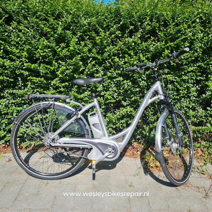 Zeer nette Flyer 52cm/8versn/Pana mid-motor/2x accu/vering, Fietsen en Brommers, Fietsen | Dames | Damesfietsen, Zo goed als nieuw