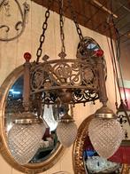 Echte antieke kerklamp of kroon met bewerkte glazen bollen, Ophalen
