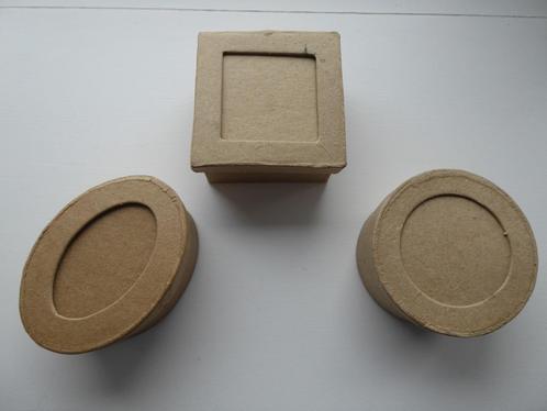 Passe-partout doosjes van papier-maché, 7-8 c,m., Hobby en Vrije tijd, Knutselen, Nieuw, Knutselwerk, Ophalen of Verzenden