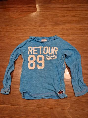 Shirt maat 104 beschikbaar voor biedingen