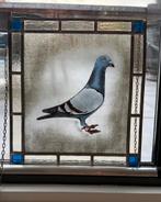Glas-in-lood raamdecoratie met postduif – hangraamdeco, Ophalen of Verzenden, Zo goed als nieuw