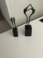 2 bronzen beeldjes op granieten blok, Verzamelen, Beelden en Beeldjes, Ophalen, Zo goed als nieuw