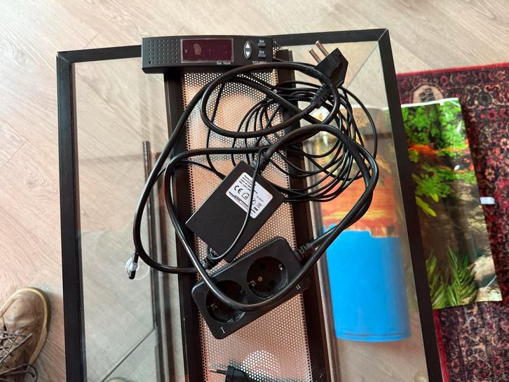 Terrarium 80x40x50 met toebehoren., Dieren en Toebehoren, Reptielen en Amfibieën | Toebehoren, Gebruikt, Overige typen, Ophalen