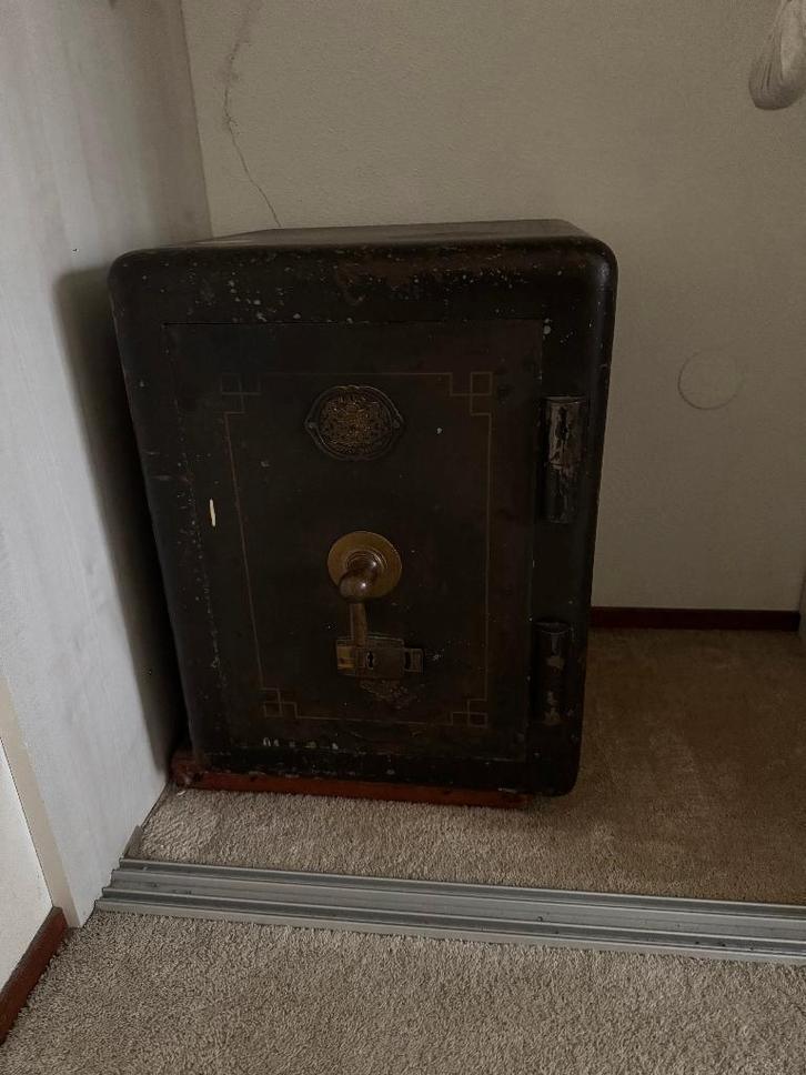 Antieke kluis Lips Dordrecht, Huis en Inrichting, Brandblussers en Brandkasten, Gebruikt, Brandkast, Ophalen