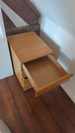 nacht kastje / bureau kastje, Huis en Inrichting, Kasten | Ladekasten, Ophalen, 50 tot 100 cm, Zo goed als nieuw, 3 of 4 laden