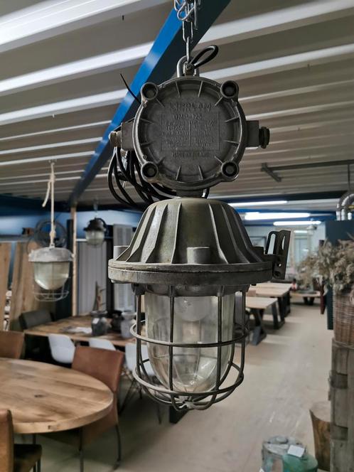 Originele fabrieks lampen mijn lampen vintage en veel meer !, Huis en Inrichting, Lampen | Hanglampen, Gebruikt, Minder dan 50 cm