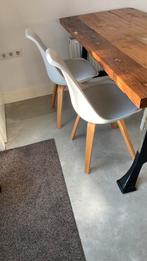 2 witte stoelen, Huis en Inrichting, Stoelen, Ophalen, Zo goed als nieuw, Wit, Kunststof