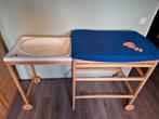 Aankleedtafel met daaronder een badje, Ophalen, Stapelbed