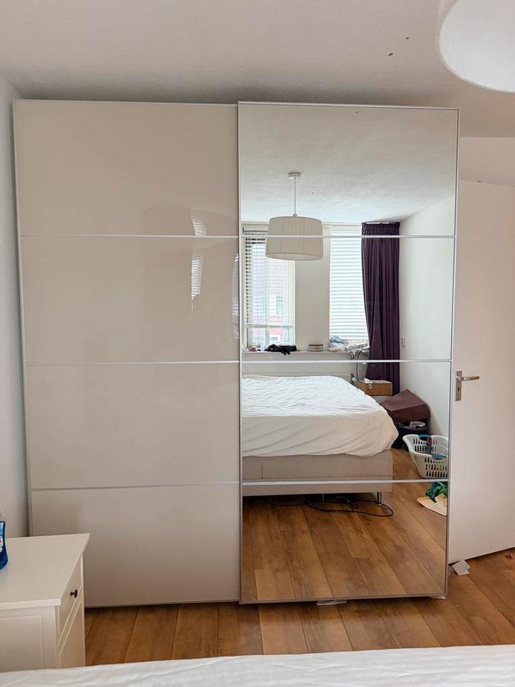 Mooie complete Ikea pax kast, Huis en Inrichting, Kasten | Kledingkasten, Zo goed als nieuw, 200 cm of meer, 50 tot 75 cm, Ophalen