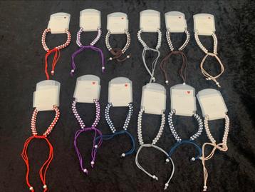 Partij 12 stuks armbanden Ibiza div kleuren A47 beschikbaar voor biedingen