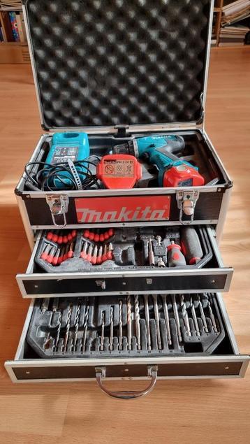 MAKITA ACCU BOOR/SCHROEF MACHINE set beschikbaar voor biedingen