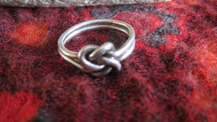 Zilveren ring, dubbele infinity, eeuwigheid, maat 17 mm, Sieraden, Tassen en Uiterlijk, Ringen, Gebruikt, Dame, 17 tot 18, Zilver