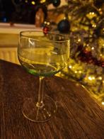 uraniumglas wijnglas, Antiek en Kunst, Antiek | Glas en Kristal, Ophalen of Verzenden
