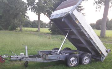 kipper trekker 3500 kg beschikbaar voor biedingen