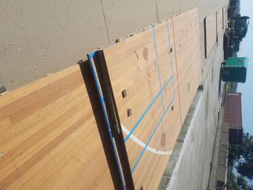 Gymzaal- Sporthalvoer / Hardhout planken 22x68mm beschikbaar voor biedingen
