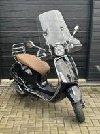 Vespa Primavera Zwart, Fietsen en Brommers, Scooters | Vespa, Ophalen, Overige modellen, Maximaal 45 km/u, Zo goed als nieuw