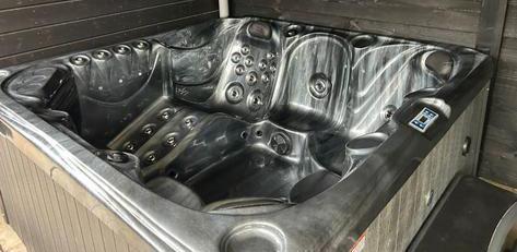 Jacuzzi balboa incl cover incl 1 jaar garantie, Tuin en Terras, Zwembad-toebehoren, Zo goed als nieuw, Afdekzeil, Ophalen