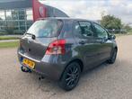 Toyota Yaris 1.3 Vvt-i Acces 2008 Grijs (Carplay ingebouwd), Zwart, 4 cilinders, 965 kg, Origineel Nederlands