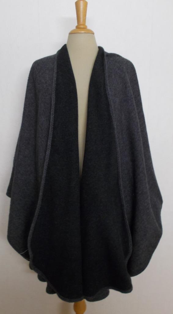 Mooie wollen 2 zijdig draagbare poncho! XL/XXL, Kleding | Dames, Truien en Vesten, Zo goed als nieuw, Maat 46/48 (XL) of groter
