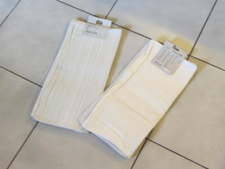 kussenhoes ikea 4 stuks nieuw Ofelia., Huis en Inrichting, Woonaccessoires | Kussens, Nieuw, Vierkant, Ophalen of Verzenden