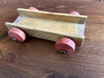 Vintage houten speelgoed karretje  beschikbaar voor biedingen