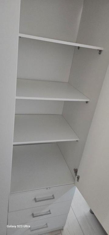 Bed, matras en kledingkast te koop! - afbeelding 2