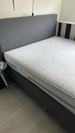 Grijze boxspring 140x200 cm met Eastborn matras, Ophalen, Gebruikt, 140 cm, Twijfelaar