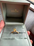 BRON, Sieraden, Tassen en Uiterlijk, Ringen, Ophalen of Verzenden, Zo goed als nieuw, 17 tot 18, Met edelsteen
