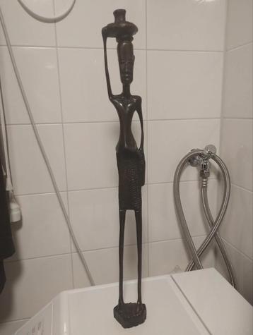 Oud Afrikaans ebbenhouten elongated man beeld  beschikbaar voor biedingen