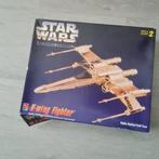 AMT Star Wars X-Wing Gold limited edition, Hobby en Vrije tijd, Overige merken, 1:72 tot 1:144, Nieuw, Ophalen of Verzenden