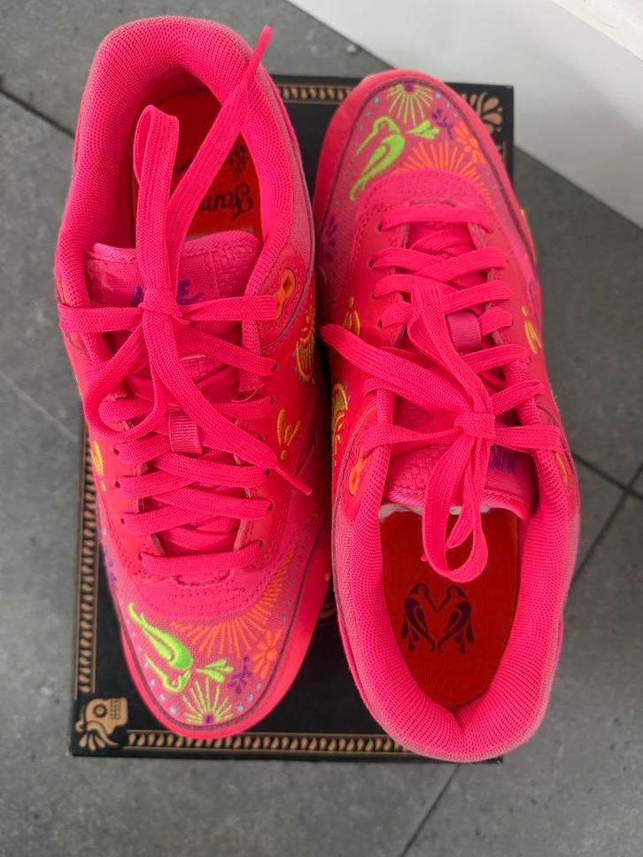 Nike Air Max 1 PRM Familia - 40,5, Kleding | Dames, Schoenen, Zo goed als nieuw, Sneakers of Gympen, Roze, Ophalen