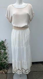 Nieuwe lange cremekleur broderie rok, 1 maat, Maat 38/40 (M), KNT, Overige kleuren, Verzenden